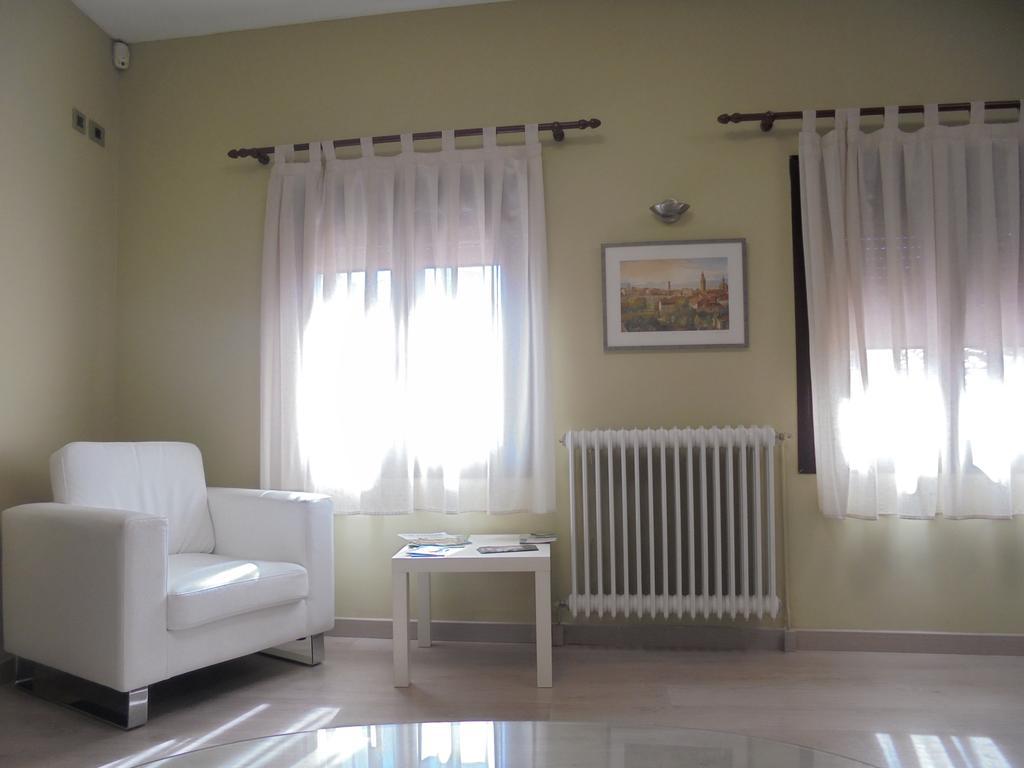 Hostal Palacete De Los Arcedianos Tarazona Ngoại thất bức ảnh